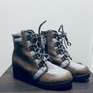 Scoop Sadie Brown and gray lace-up heel bootie.